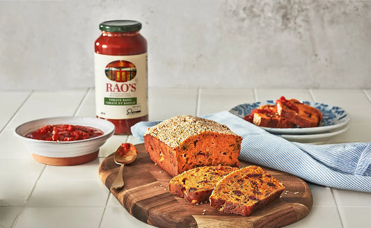 Savory cake with dried tomatoes